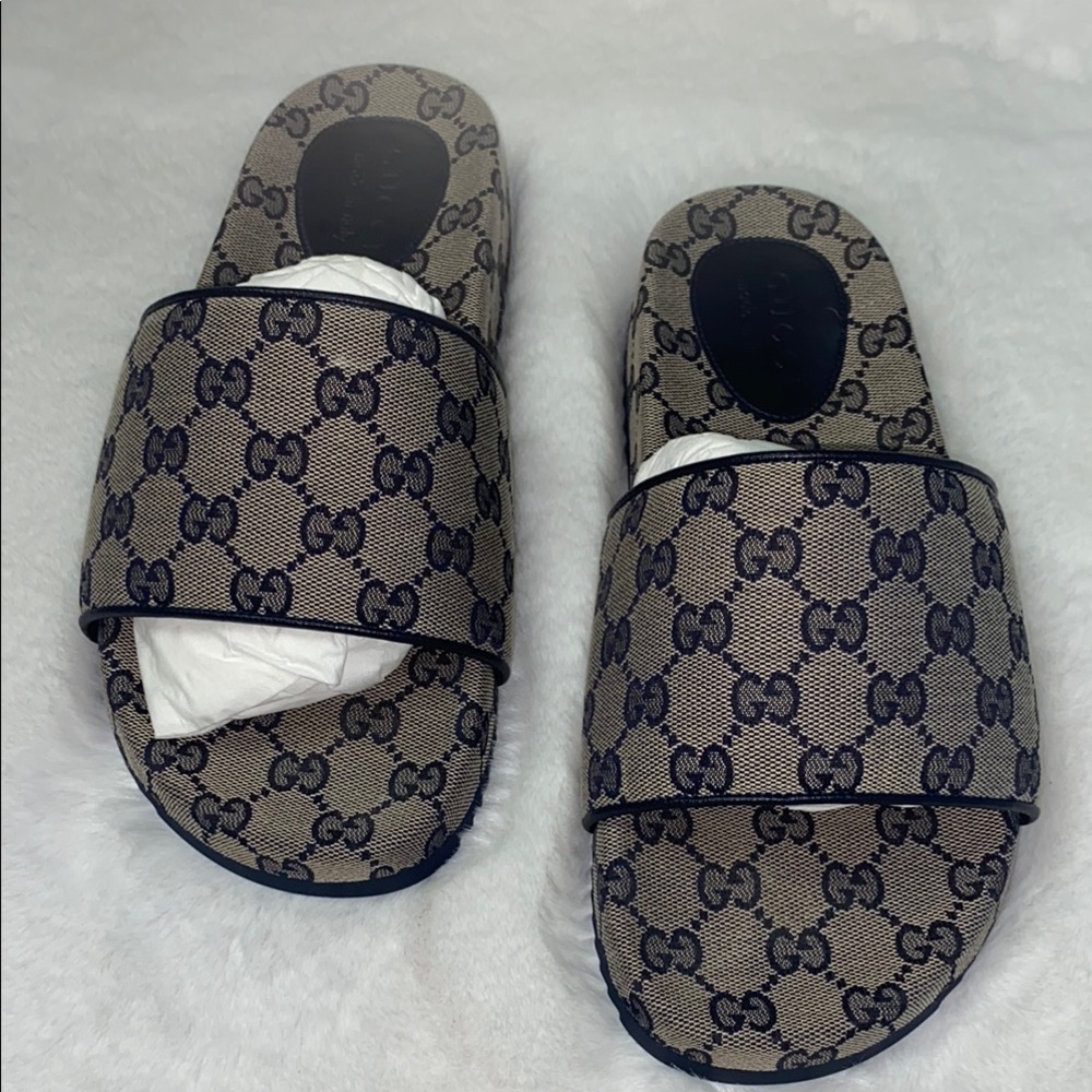 Gucci Beige and Black Sandals